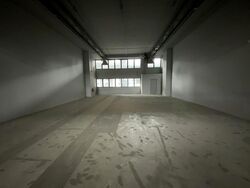 Carros Centre (D25), Factory #460714821
